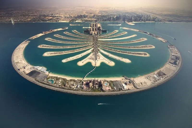 Palm Jumeirah landmark visit on the Cairo and Dubai in 3 Days